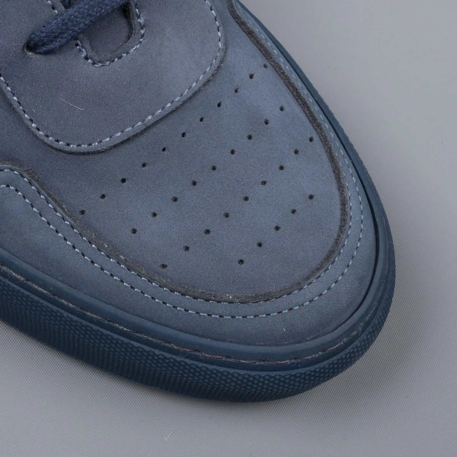 Common Projects Bball Nabuck Navy