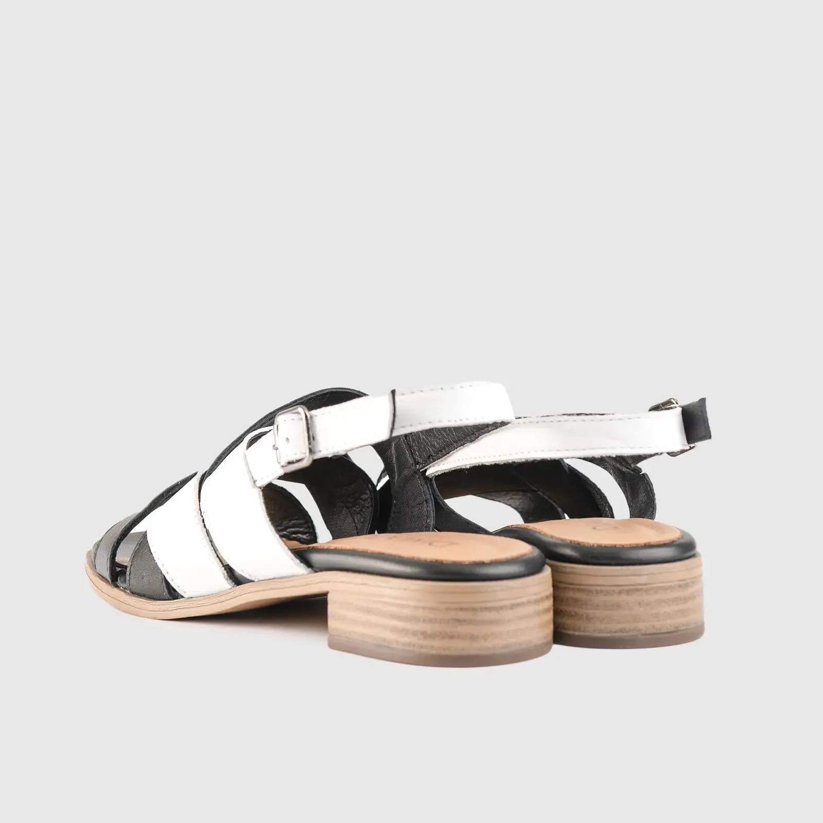 Leather Comfort Block Heel Sandal 8512 Black/White
