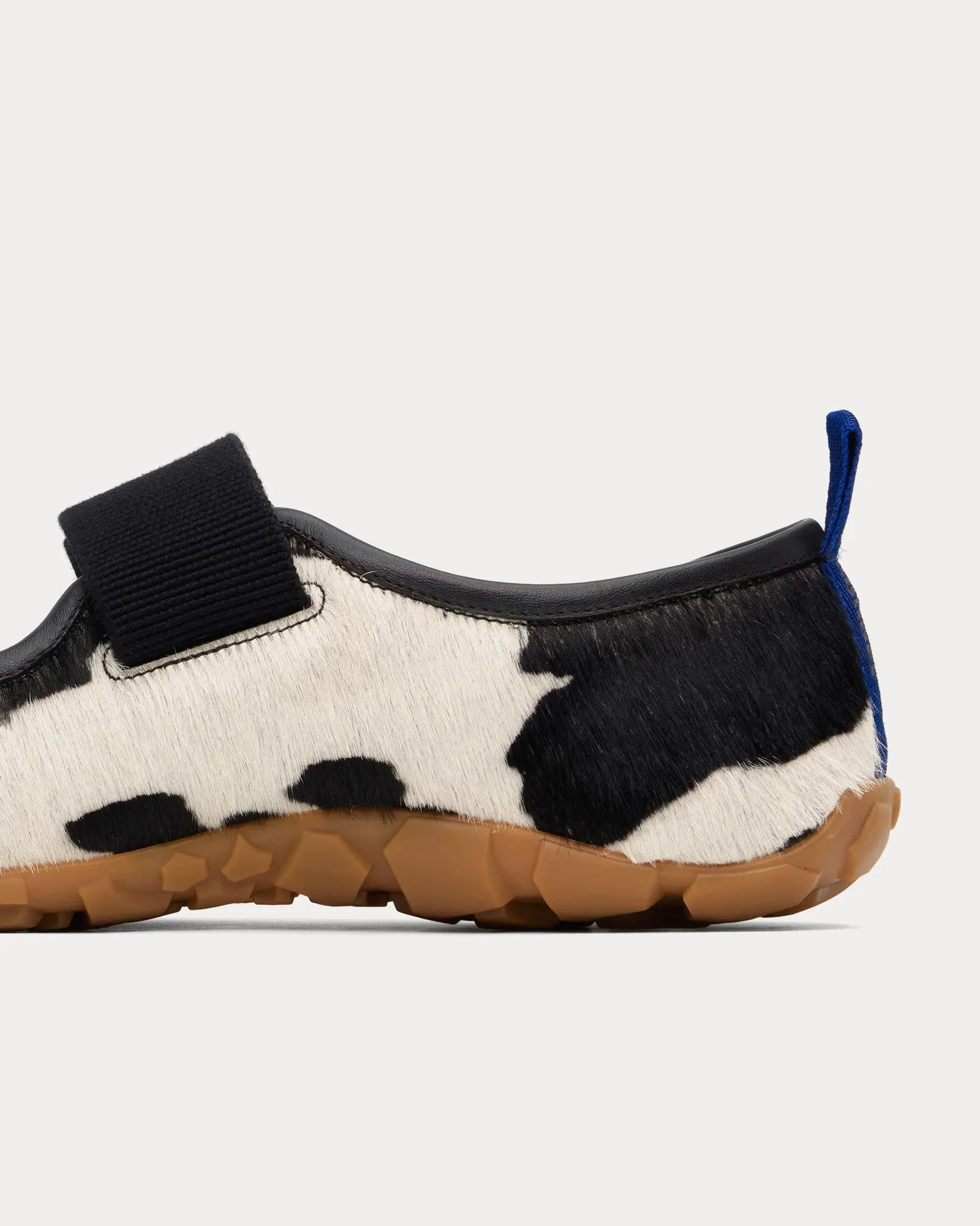 Mary-Jane Flat White / Black Slip On Sneakers