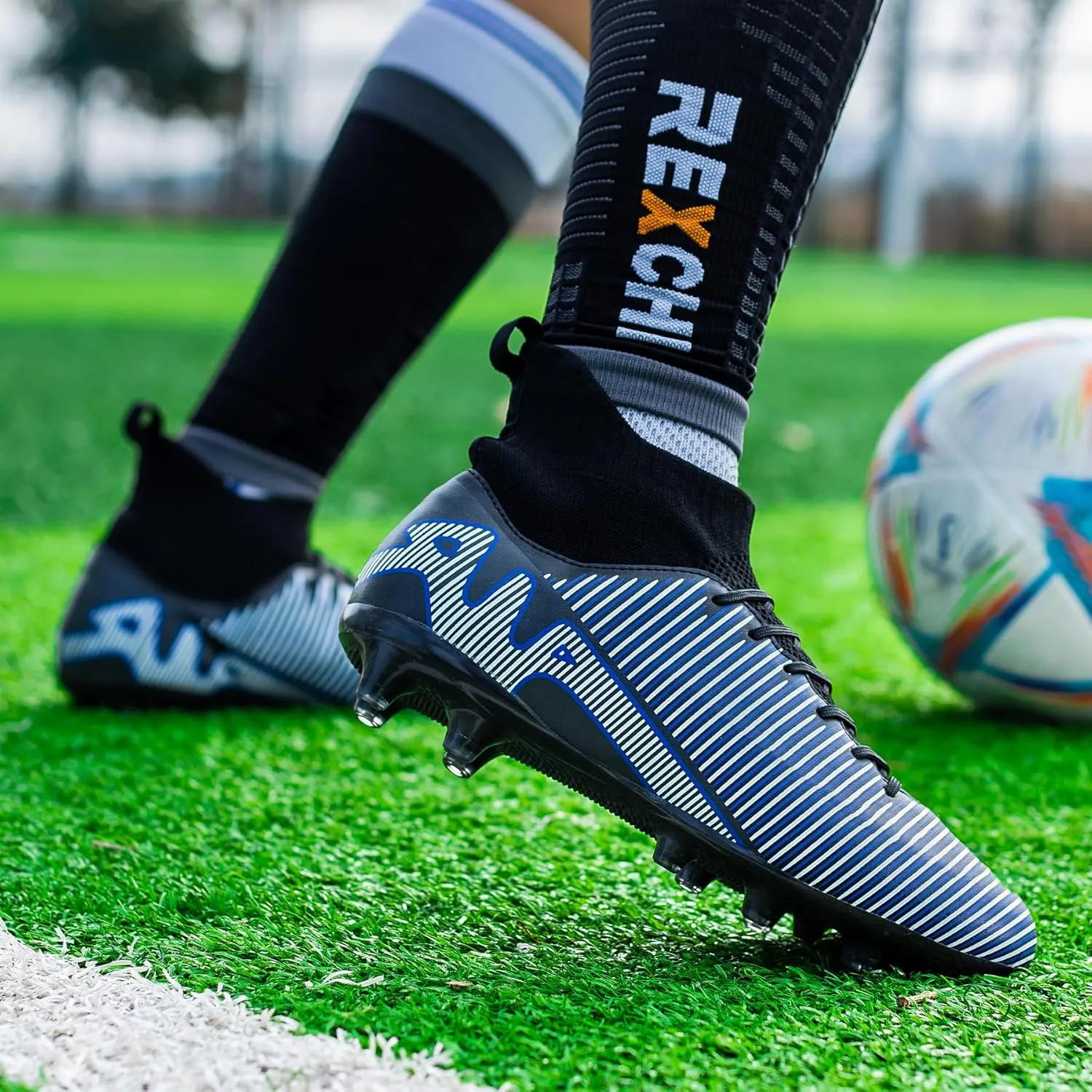 Men's Soccer Cleats Shoes Football Shoes for Training Athletic Boys Professional Sneaker Outdoor AG/FG