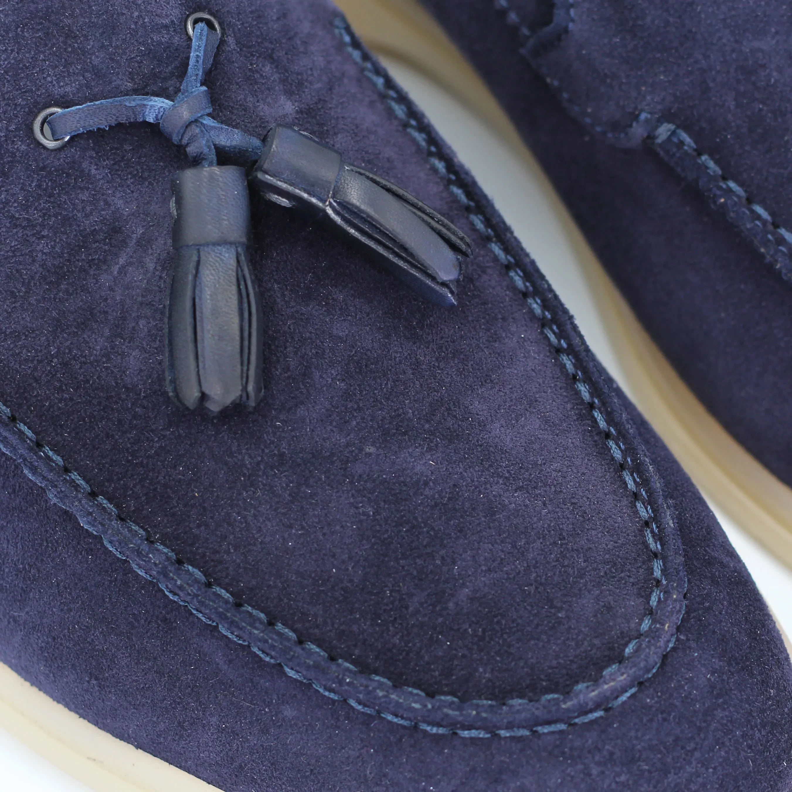 Men's tassle moccasin in calf leather suede navy blue (BRU10016)