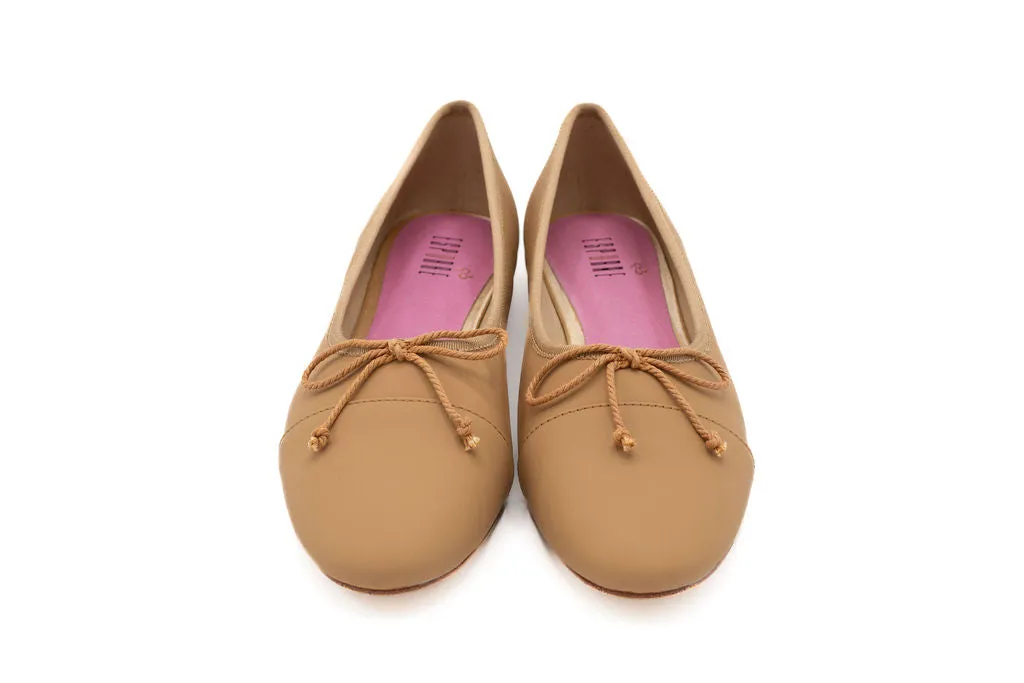 Necca Taupe Gum Leather