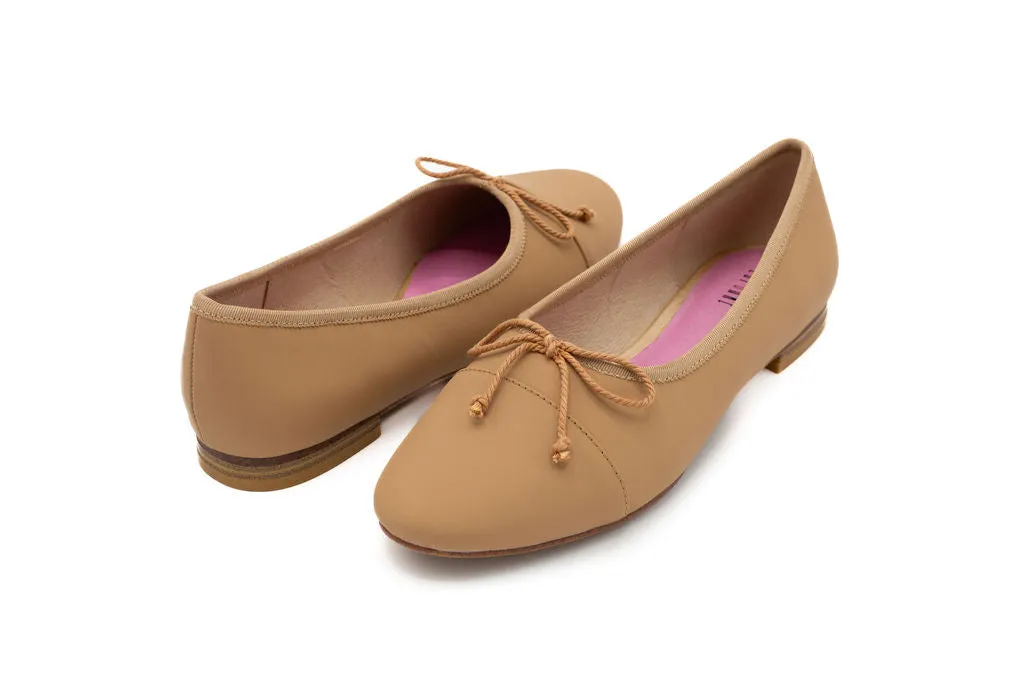 Necca Taupe Gum Leather