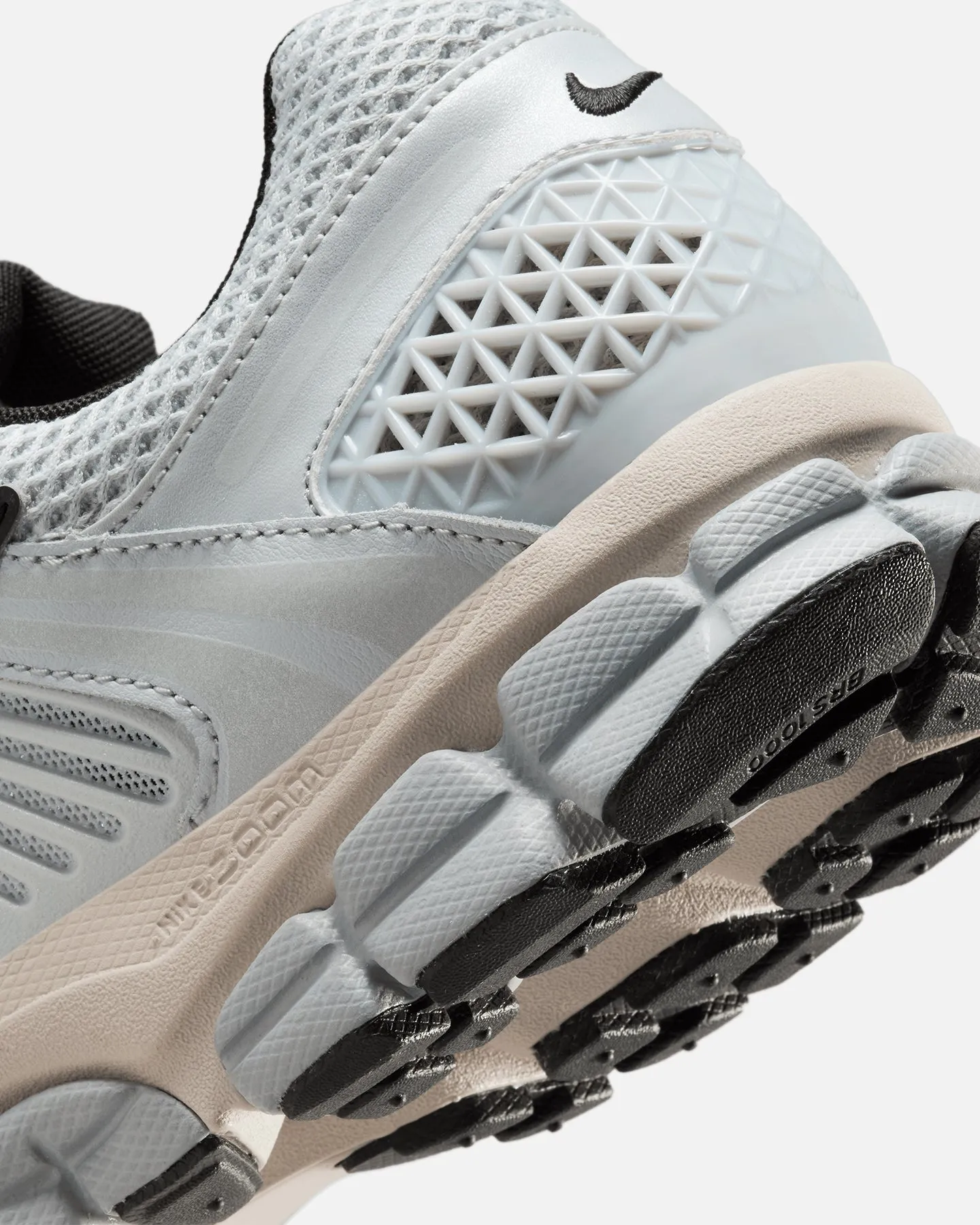 Nike Women's Zoom Vomero 5 Pure Platinum