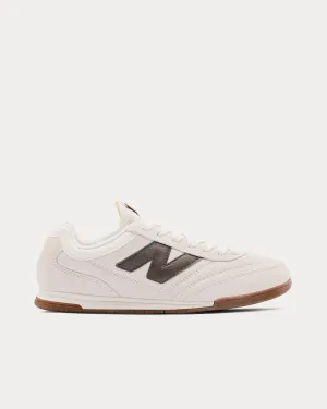 RC42 Sea Salt / Dark Mushroom / Gum Low Top Sneakers