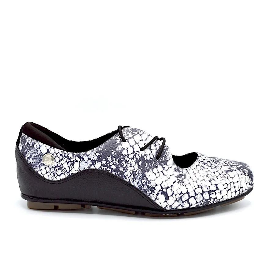 VIBE SLIP-ON FLAT - BLACK AND WHITE PRINT LEATHER